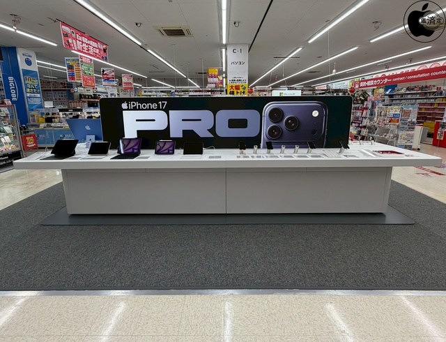 コジマ×ビックカメラ江戸川店のApple Shop Core