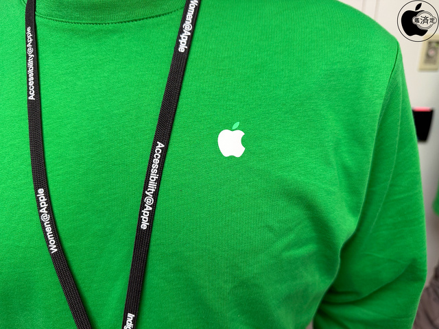 Apple Store スタッフTシャツ
