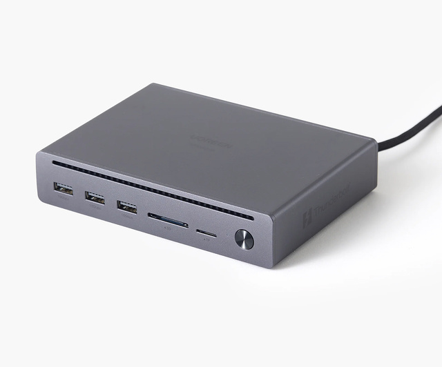 UGREEN Maxidok 10-in-1 Thunderbolt 5 ドッキングステーション