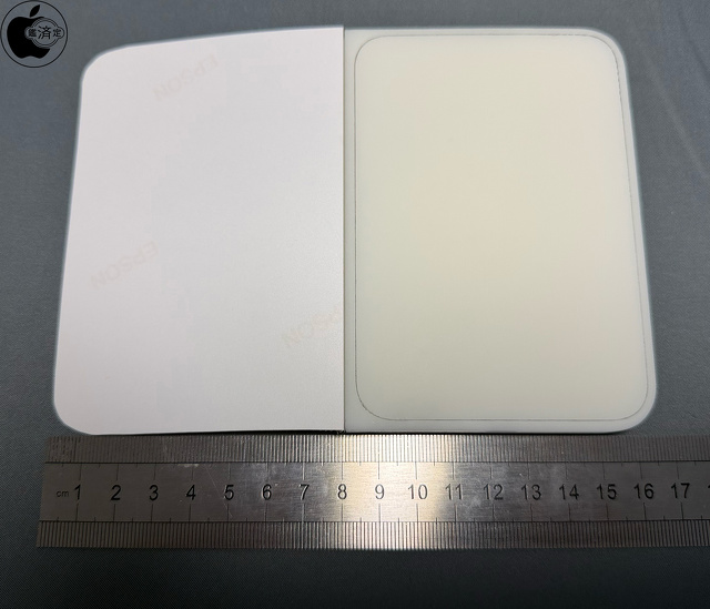 3D mock-up iPhone Fold