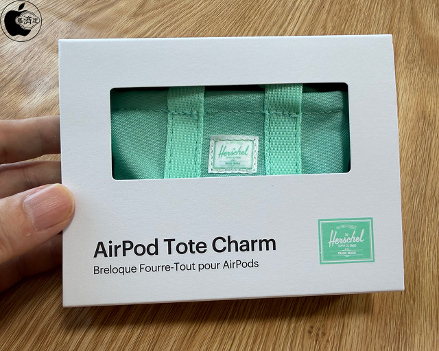 Herschel AirPods Tote Bag Charm