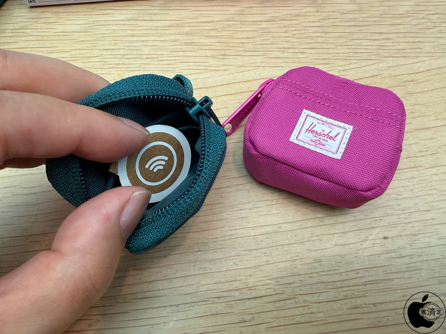 Herschel AirTag Charm