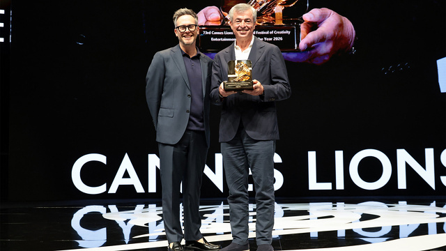 Simon Cook CEO：Appleのサービス＆ヘルス担当シニアバイスプレジデントEddy Cue氏