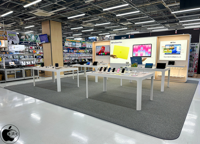 ビックカメラ AKIBA店のApple Shop