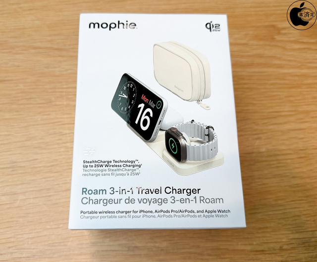 mophie Roam 3‑in‑1 Travel Charger
