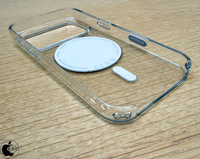 MagSafe対応iPhone 18 Proクリアケース