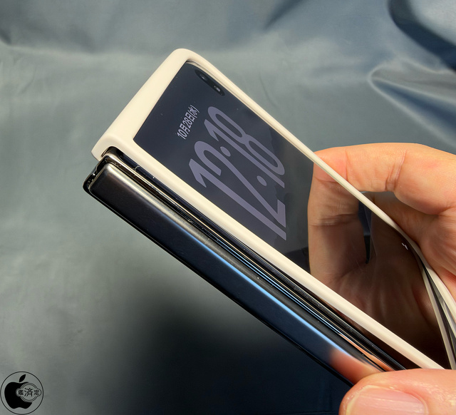 Apple iPhone Duoケースは利用不可