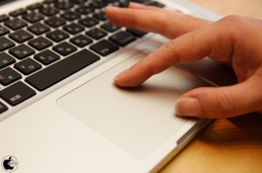 マルチタッチグラストラックパッド