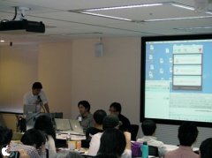 Apple news radio ワンボタンの声