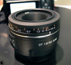 DT 50mm F1.8 SAM SAL50F18