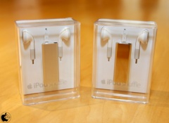 iPod shuffle in polished stainless steel