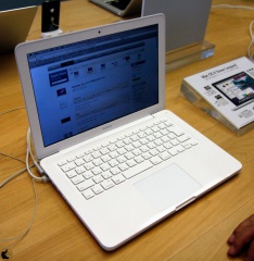 MacBook (13-inch, Late 2009) 