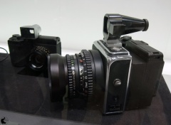 誌上企画で作成されたレンズユニットを参考展示