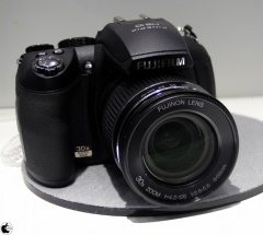 FinePix HS10