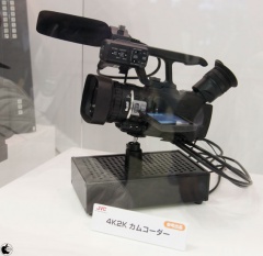 4K2K カムコーダー