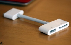 Apple Digital AVアダプタ