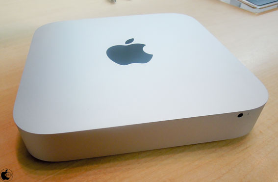 Mac mini 2011 server (2GHz quad/4GB/1TB) - デスクトップ型PC