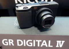 GR DIGITAL IV