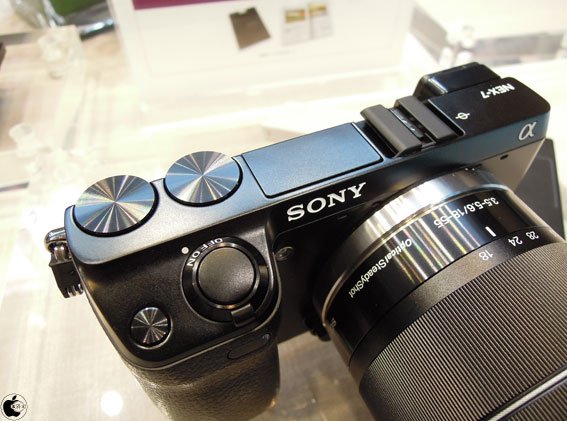 ソニーのレンズ交換式ハイエンドデジタルカメラ「NEX-7」をチェック 