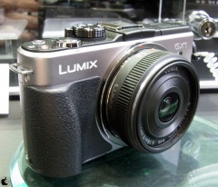 LUMIX DMC-GX1