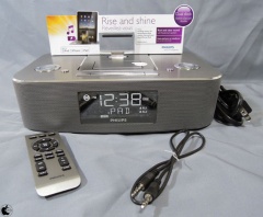 PHILIPS DC390 speaker dock