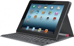 Logitech Solar Bluetooth Keyboard Case for Apple the new iPad