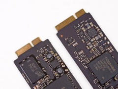 iFixItより