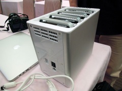 DataTale SMART Tunderbolt RAID System（RS-M4T）